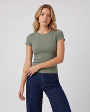 Cargar imagen en el visor de la galería, Blusa Moana Verde Pistacho