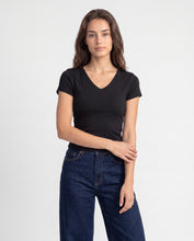 Cargar imagen en el visor de la galería, Blusa Moon Negra