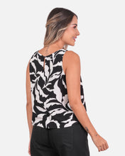 Cargar imagen en el visor de la galería, Blusa Corea Negra