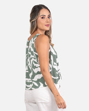 Cargar imagen en el visor de la galería, Blusa Corea Verde