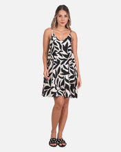 Cargar imagen en el visor de la galería, Vestido Belgica Negro