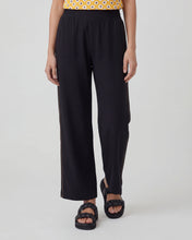 Cargar imagen en el visor de la galería, Pantalon Fauxto Negro