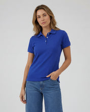 Cargar imagen en el visor de la galería, Polo Mujer Azul Zafiro
