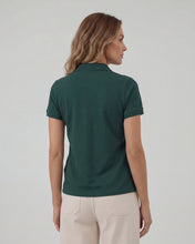 Cargar imagen en el visor de la galería, Polo Mujer Verde Pino
