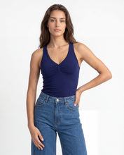 Cargar imagen en el visor de la galería, Basica Mujer Maracuya Azul Navy
