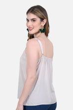 Cargar imagen en el visor de la galería, Blusa Eva - Arena
