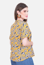 Cargar imagen en el visor de la galería, Blusa Eugenia - Mostaza
