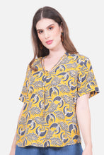 Cargar imagen en el visor de la galería, Blusa Eugenia - Mostaza

