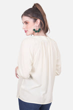 Cargar imagen en el visor de la galería, Blusa Irene - Crudo Oscuro
