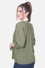 Cargar imagen en el visor de la galería, Blusa Irene - Oliva
