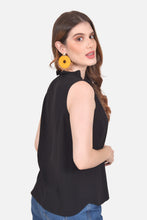 Cargar imagen en el visor de la galería, Blusa Yolanda - Negra
