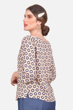Cargar imagen en el visor de la galería, Blusa Edna - Arena
