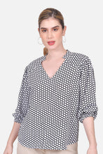 Cargar imagen en el visor de la galería, Blusa Emma Blanca
