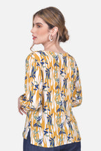 Cargar imagen en el visor de la galería, Blusa Justina Mostaza
