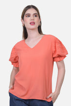 Cargar imagen en el visor de la galería, Blusa Livia Coral
