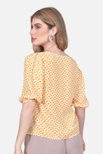 Cargar imagen en el visor de la galería, Blusa Maya Mostaza
