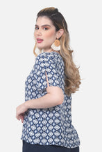 Cargar imagen en el visor de la galería, Blusa Evelin Azul Navy
