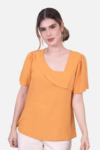 Cargar imagen en el visor de la galería, Blusa Keira Mostaza
