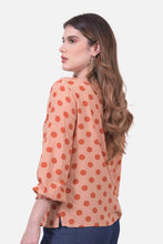 Cargar imagen en el visor de la galería, Blusa Edilia Nude
