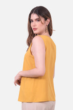 Cargar imagen en el visor de la galería, Blusa Acalia Mostaza
