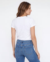 Cargar imagen en el visor de la galería, Camiseta Mujer Cuello Redondo Blanca
