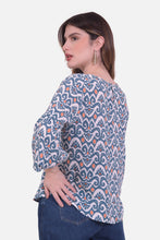 Cargar imagen en el visor de la galería, Blusa Barcelona Indigo

