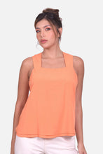 Cargar imagen en el visor de la galería, Blusa Baku Naranja
