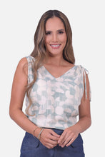 Cargar imagen en el visor de la galería, Blusa Bari Verde
