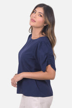 Cargar imagen en el visor de la galería, Blusa Venecia Azul Navy
