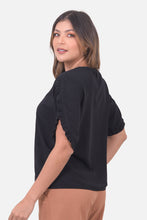 Cargar imagen en el visor de la galería, Blusa Ines Negra
