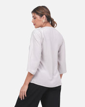 Cargar imagen en el visor de la galería, Blusa Casandra Arena
