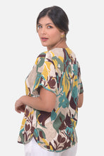 Cargar imagen en el visor de la galería, Blusa Chelsy Verde
