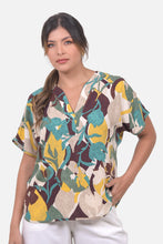 Cargar imagen en el visor de la galería, Blusa Chelsy Verde
