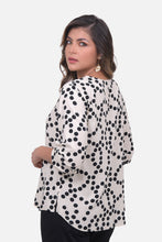 Cargar imagen en el visor de la galería, Blusa Joanna Crudo
