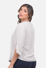 Cargar imagen en el visor de la galería, Blusa Estambul Arena
