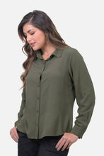 Cargar imagen en el visor de la galería, Blusa Malta Verde Militar
