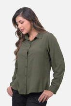 Cargar imagen en el visor de la galería, Blusa Malta Verde Militar
