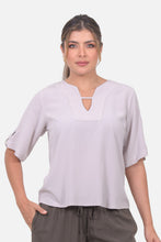 Cargar imagen en el visor de la galería, Blusa Claudia Arena
