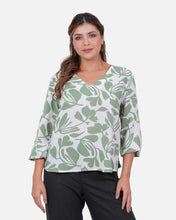 Cargar imagen en el visor de la galería, Blusa Yuliana Verde
