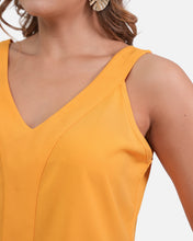 Cargar imagen en el visor de la galería, Blusa Nigeria Mostaza
