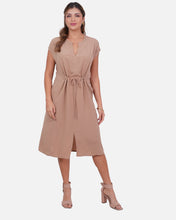 Cargar imagen en el visor de la galería, Vestido Adela Camel
