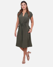 Cargar imagen en el visor de la galería, Vestido Adela Verde Militar
