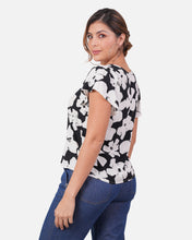 Cargar imagen en el visor de la galería, Blusa Kimora - Negra

