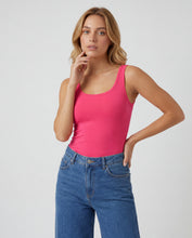 Cargar imagen en el visor de la galería, Basica Mujer Sky Coral
