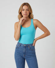 Cargar imagen en el visor de la galería, Basica Mujer Sky Esmeralda
