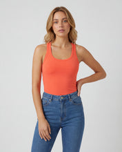Cargar imagen en el visor de la galería, Basica Mujer Sky Naranja
