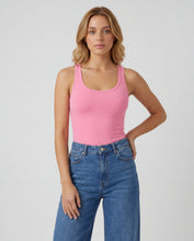 Cargar imagen en el visor de la galería, Basica Mujer Sky Palo De Rosa
