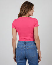 Cargar imagen en el visor de la galería, Basica Mujer Agua Coral
