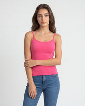 Cargar imagen en el visor de la galería, Basica Mujer Magenta Coral
