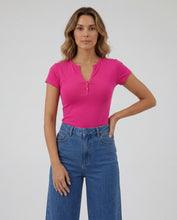 Cargar imagen en el visor de la galería, Basica Mujer Kiwi Fucsia
